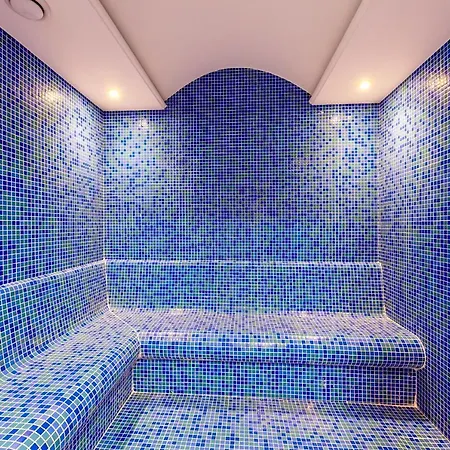 Hotel Boursier 2 & 4*