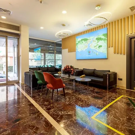 Hotel Boursier 2 & 4*