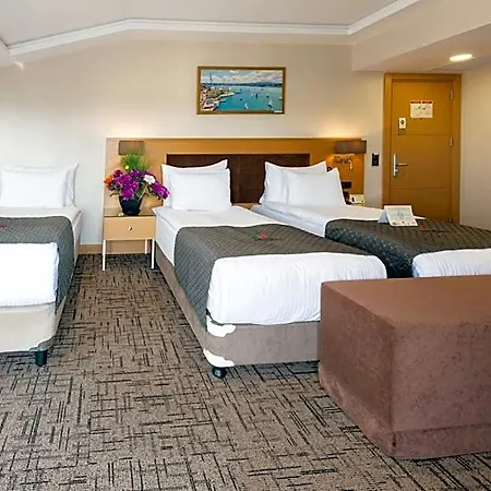 Boursier 2 & Hotel Istanbul