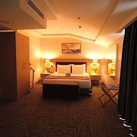 Boursier 2 & Hotel Istanbul