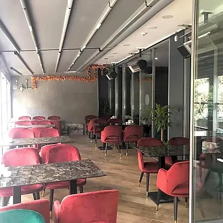 Boursier 2 & Hotel 4*