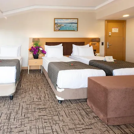 Boursier 2 & Hotell 4*