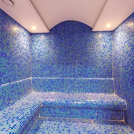 Otel Boursier 2 & 4*